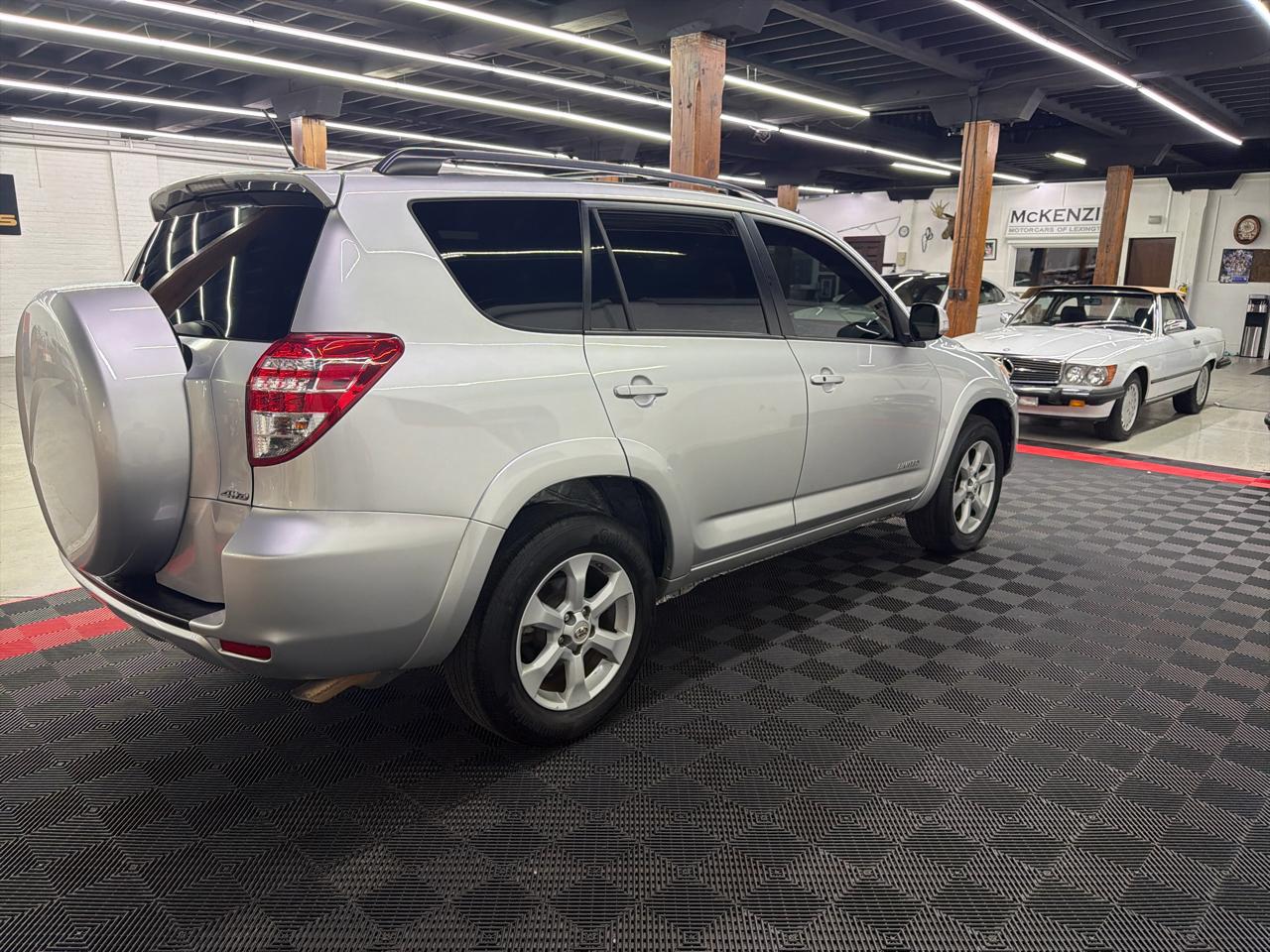 Toyota RAV4 Limited I4 4WD 2012