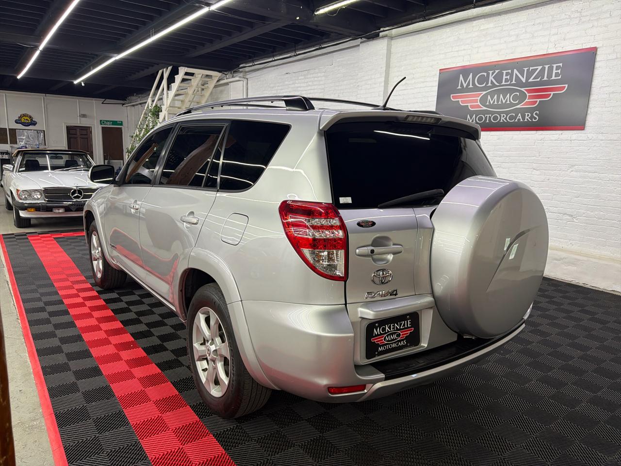 Toyota RAV4 Limited I4 4WD 2012
