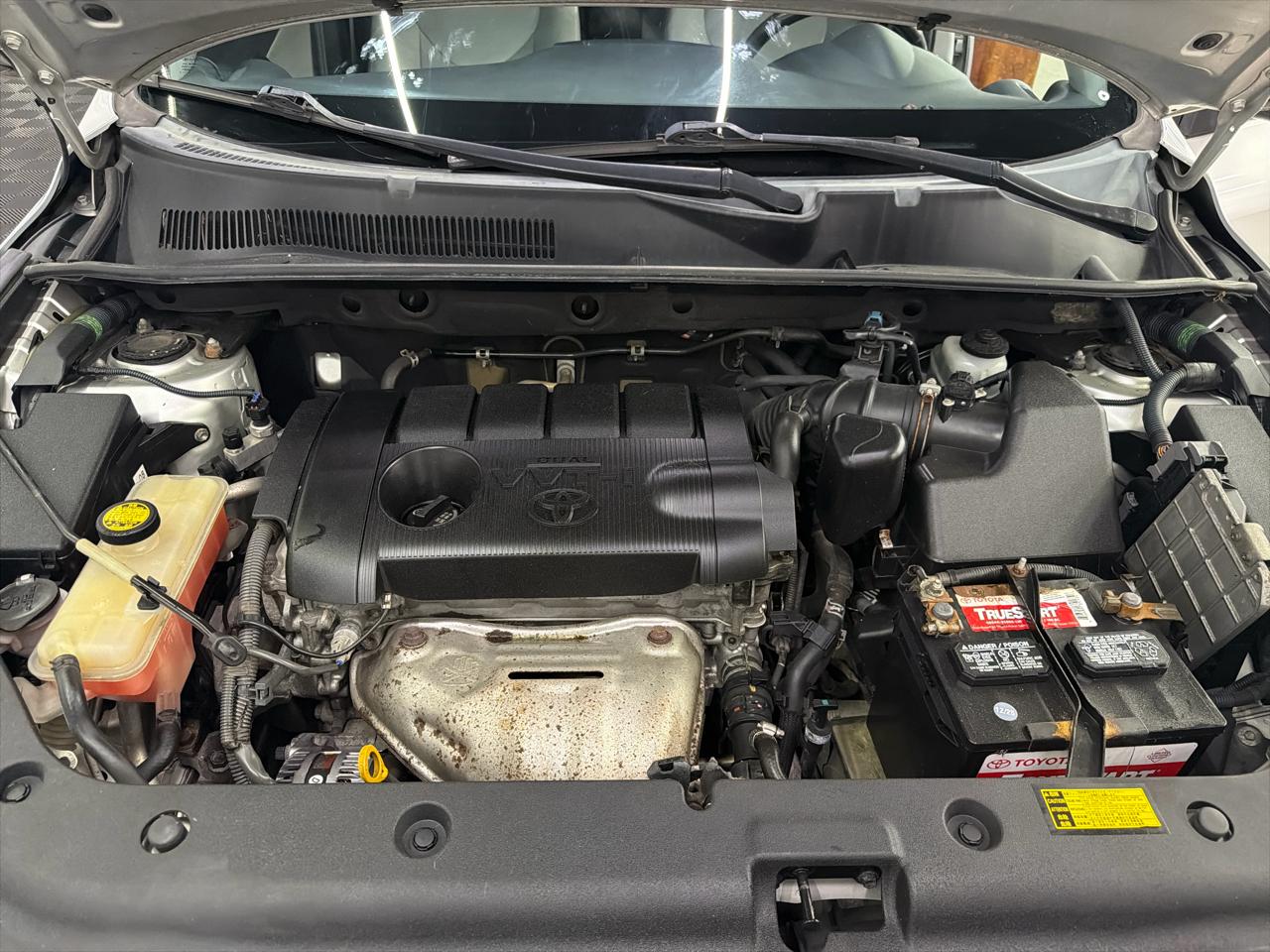 Toyota RAV4 Limited I4 4WD 2012