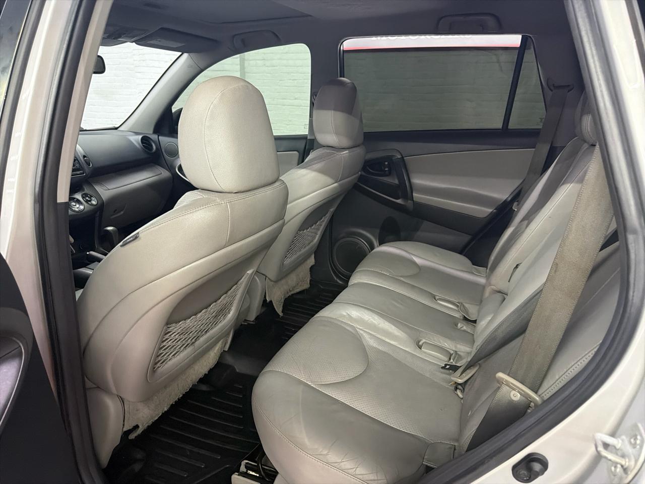 Toyota RAV4 Limited I4 4WD 2012