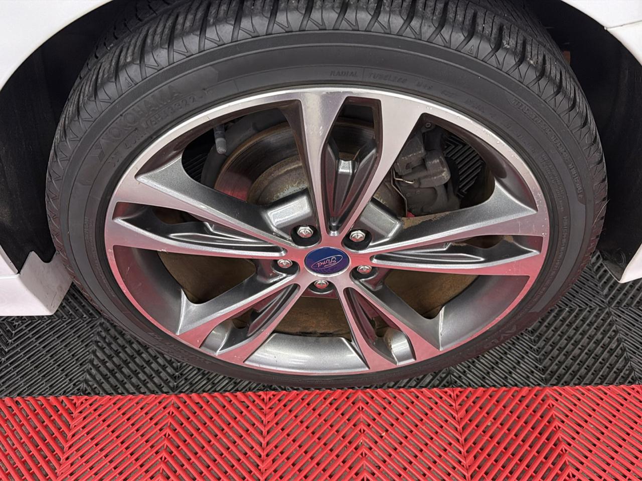 Ford Fusion Titanium AWD 2020