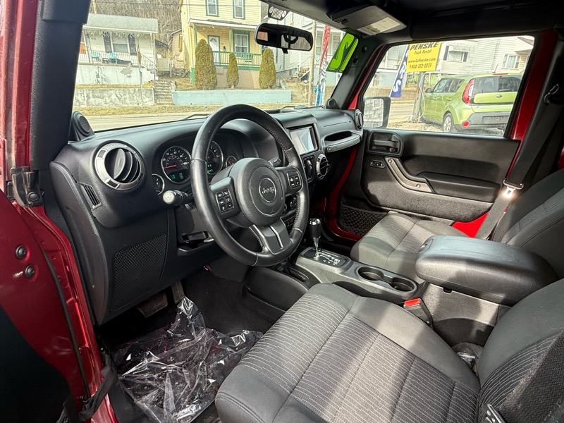 Jeep Wrangler Unlimited Sport 4WD 2012 Jeep Wrangler Unlimited Sport 4WD 2012