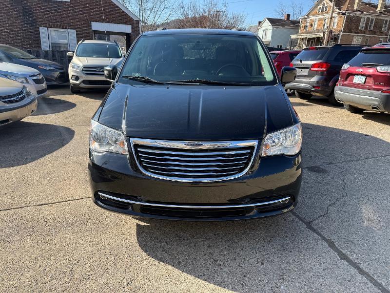 Chrysler Town & Country Touring 2016