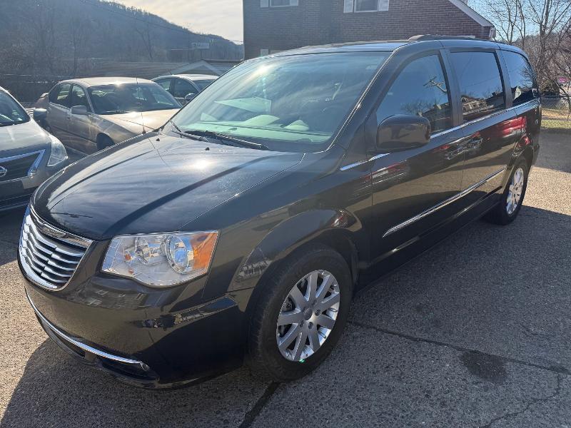 Chrysler Town & Country Touring 2016