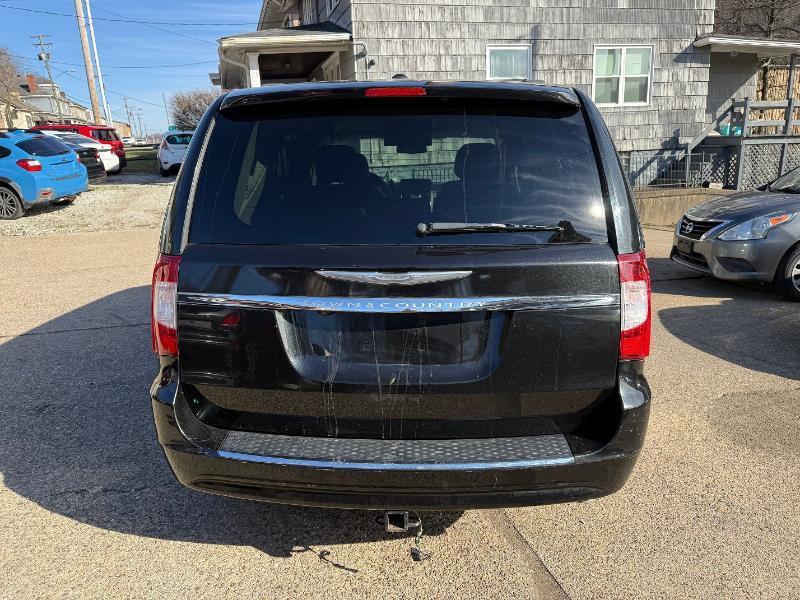 Chrysler Town & Country Touring 2016