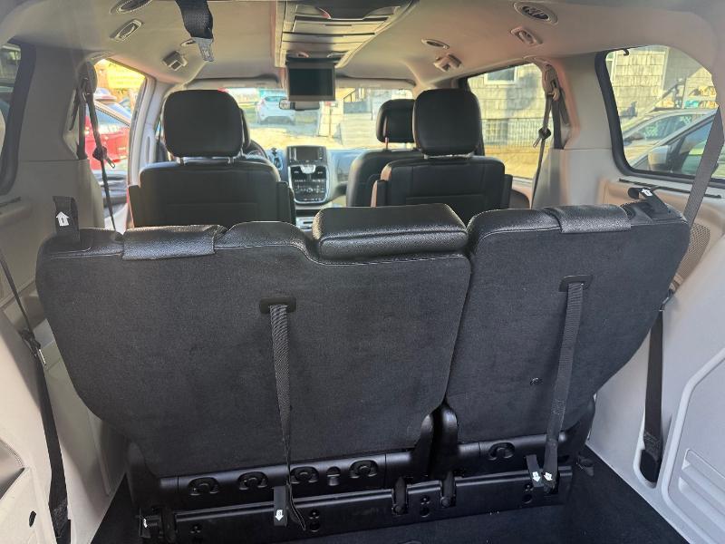 Chrysler Town & Country Touring 2016