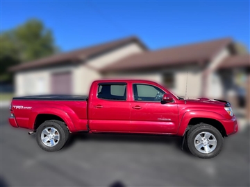 2015 Toyota Tacoma 4WD Double Cab LB V6 AT TRD Sport (Natl)