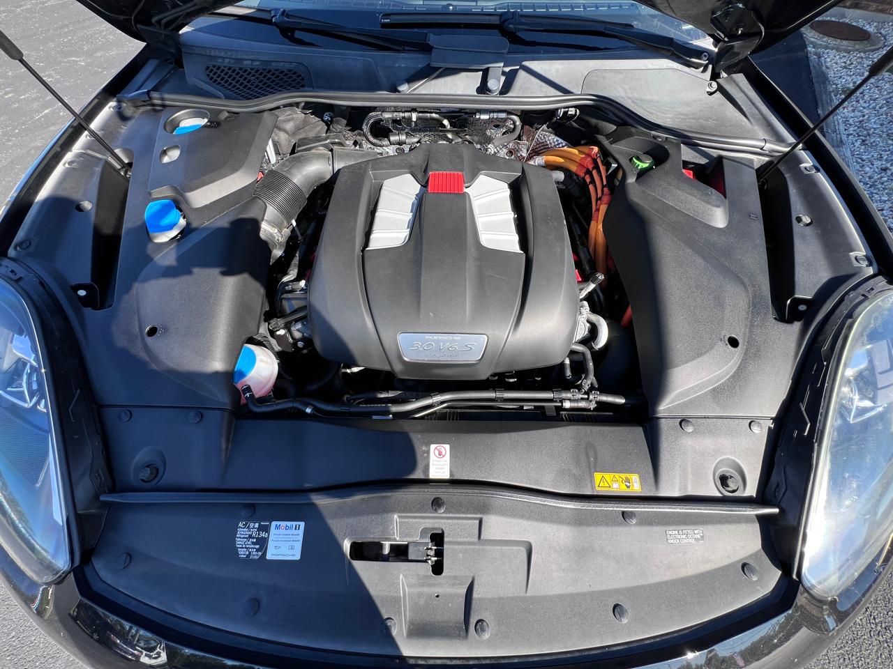 Porsche Cayenne AWD 4dr S E-Hybrid 2016