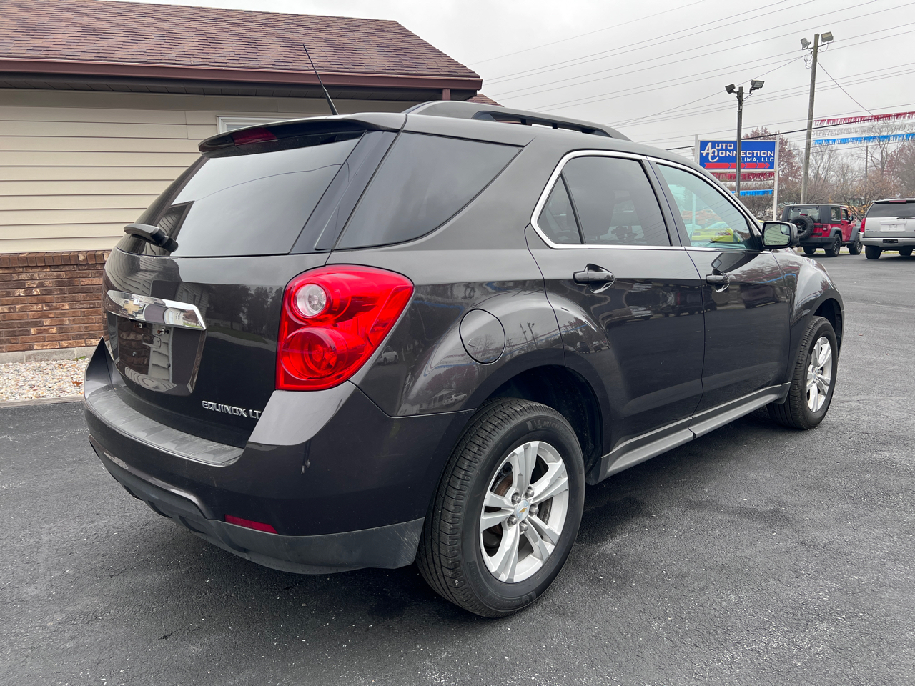 2013 Chevrolet Equinox photo 3