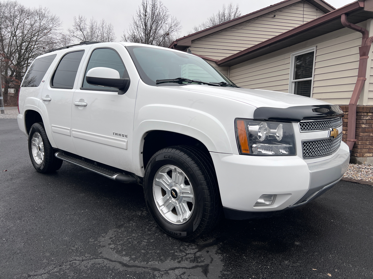 Chevrolet Tahoe Z71 4D SUV 4WD 2011