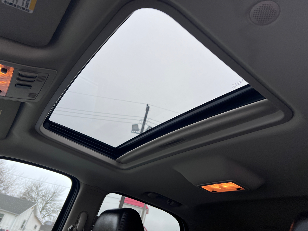 Chevrolet Tahoe Z71 4D SUV 4WD 2011