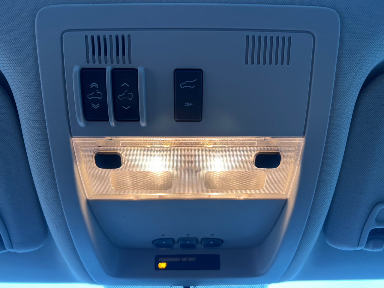 Chevrolet Tahoe Z71 4D SUV 4WD 2011