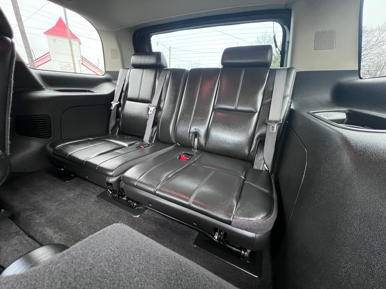 Chevrolet Tahoe Z71 4D SUV 4WD 2011