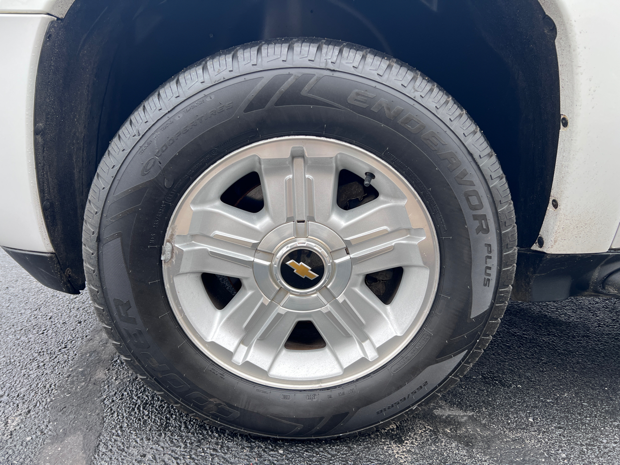 Chevrolet Tahoe Z71 4D SUV 4WD 2011