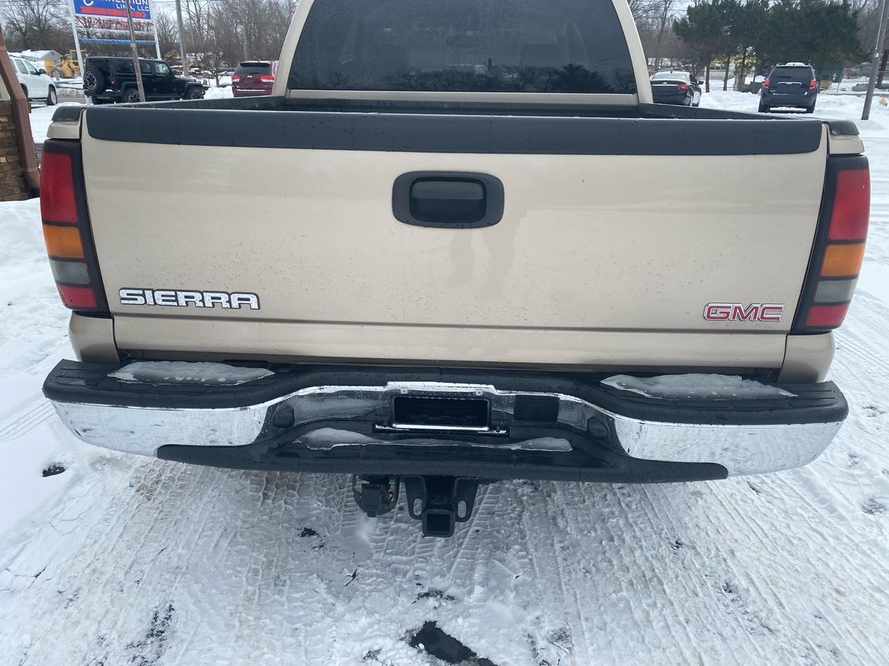 GMC Sierra 1500 Crew Cab 143.5" WB 4WD SLT 2006