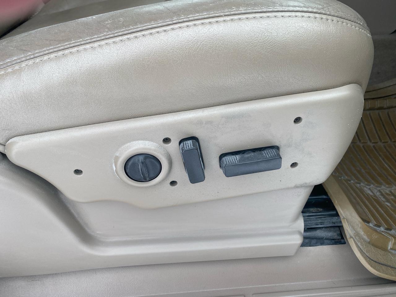 GMC Sierra 1500 Crew Cab 143.5" WB 4WD SLT 2006