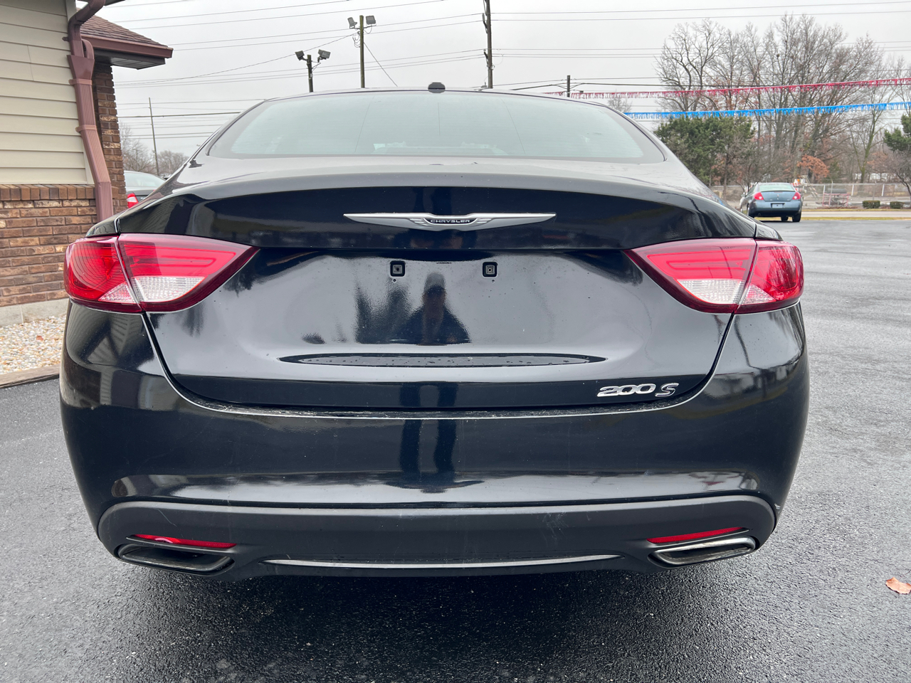 Chrysler 200 4dr Sdn S FWD 2015