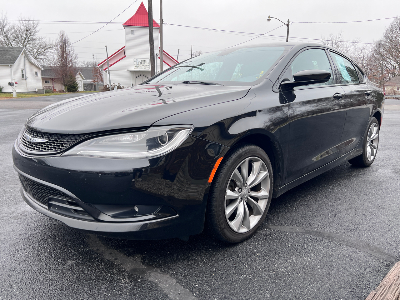 Chrysler 200 4dr Sdn S FWD 2015