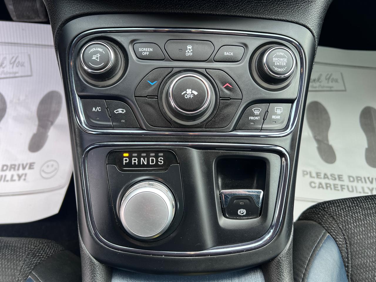 Chrysler 200 4dr Sdn S FWD 2015