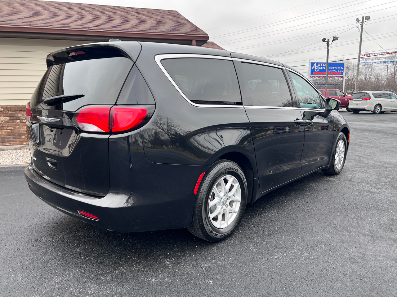 Chrysler Pacifica Touring FWD 2017