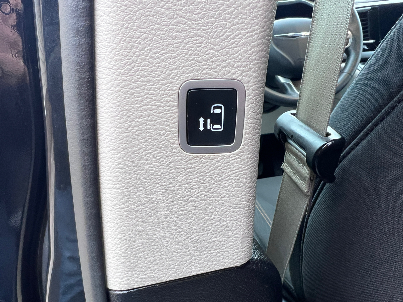 Chrysler Pacifica Touring FWD 2017