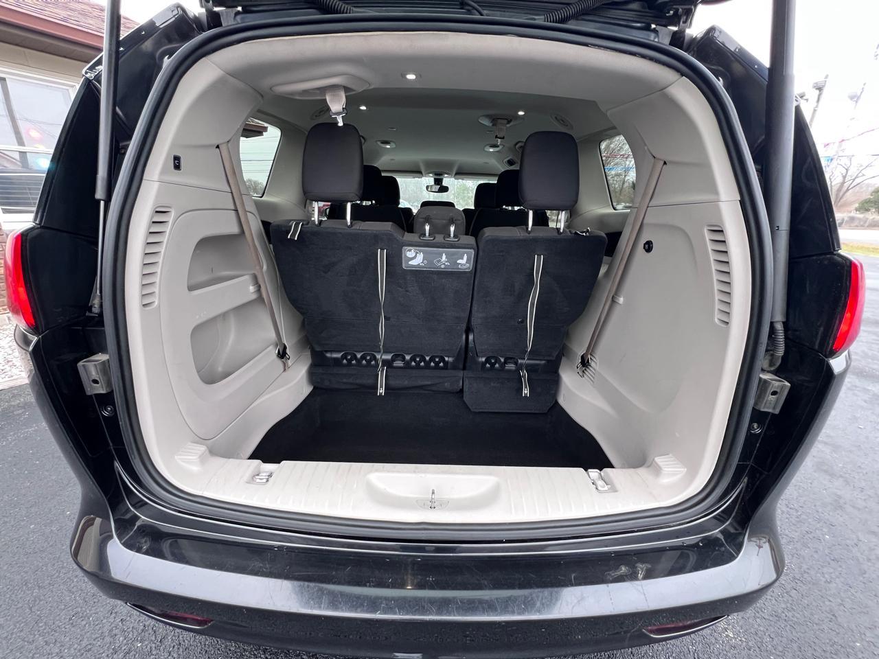 Chrysler Pacifica Touring FWD 2017