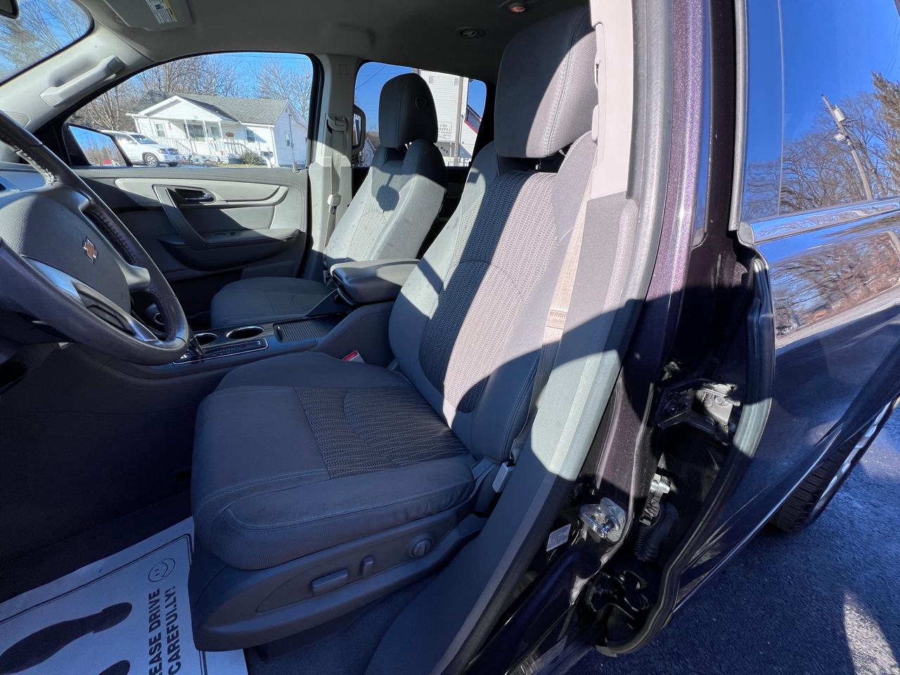 Chevrolet Traverse AWD 4dr LT w/1LT 2016