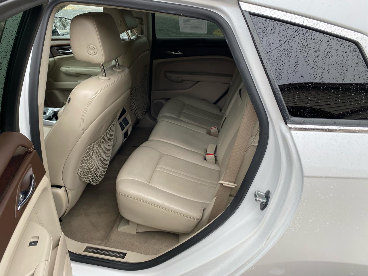 Cadillac SRX FWD 4dr Performance Collection 2011