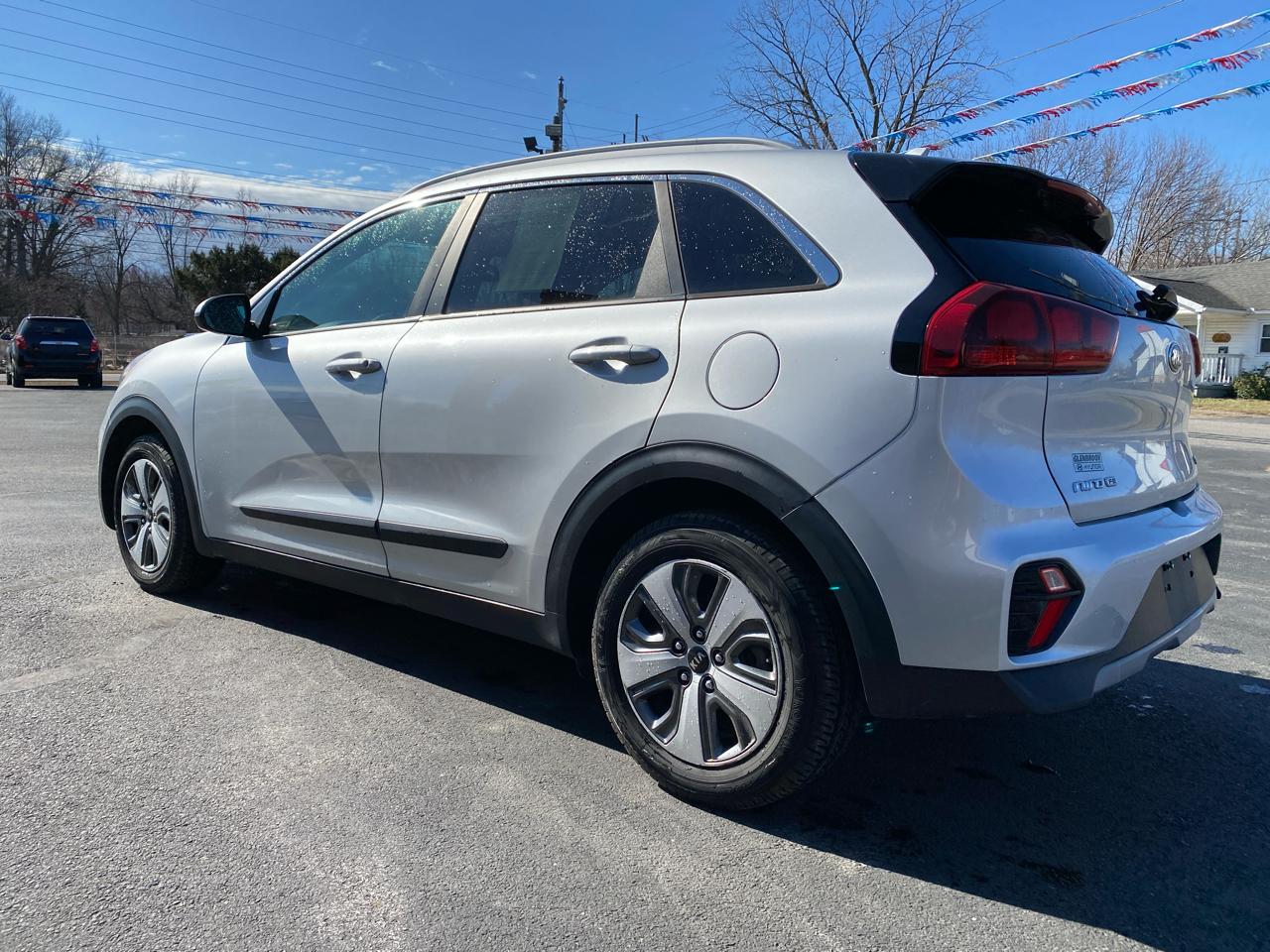 Kia Niro LX FWD 2020