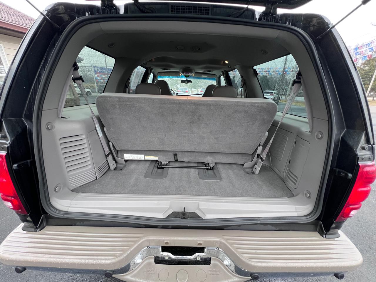 Ford Expedition 119" WB Eddie Bauer 4WD 2001