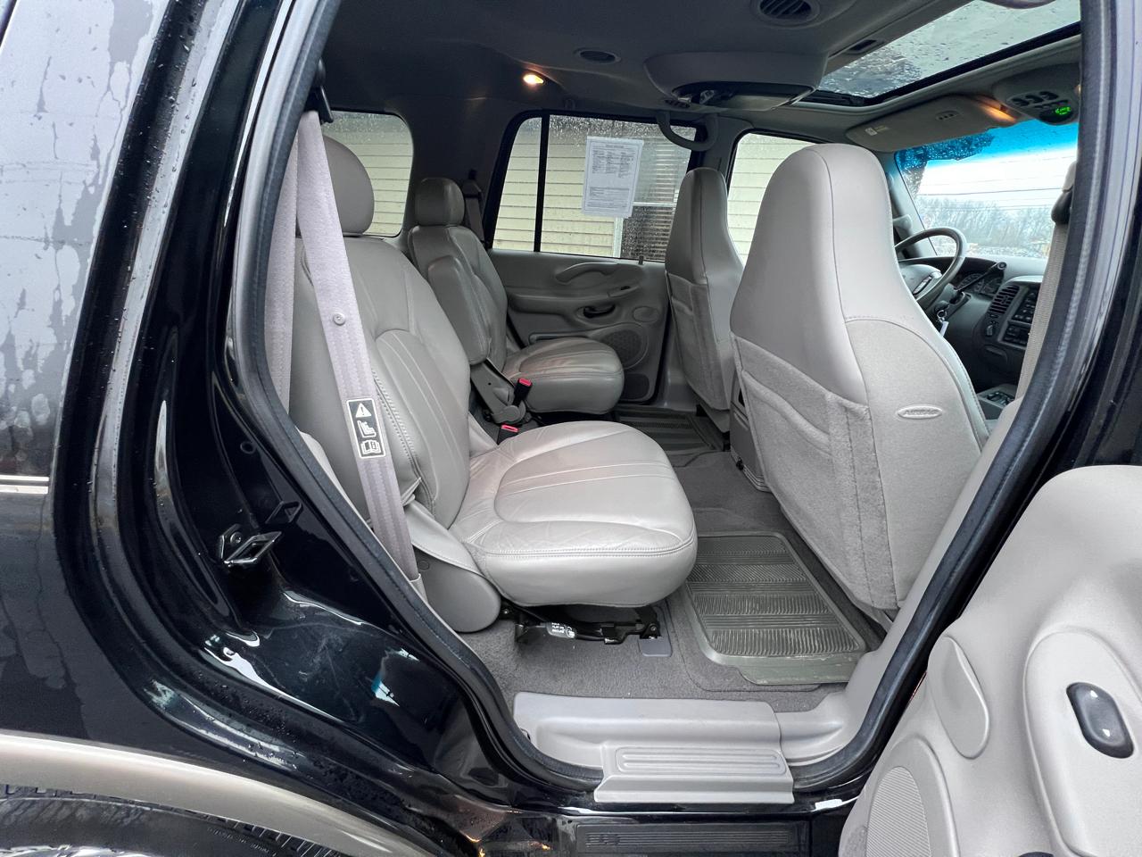 Ford Expedition 119" WB Eddie Bauer 4WD 2001