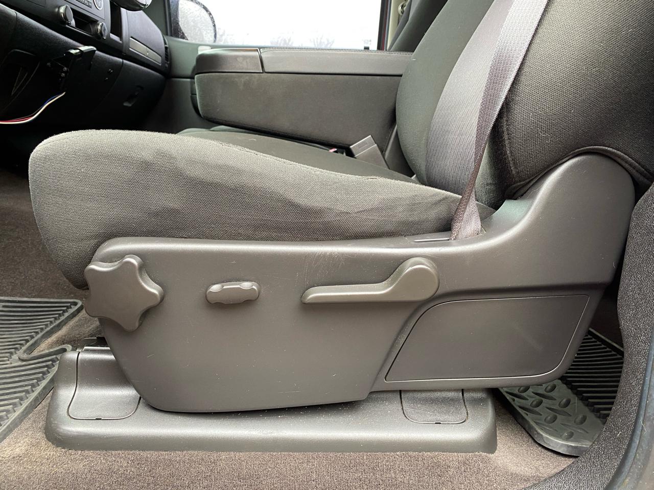 Chevrolet Silverado 1500 4WD Crew Cab 143.5" LT 2013