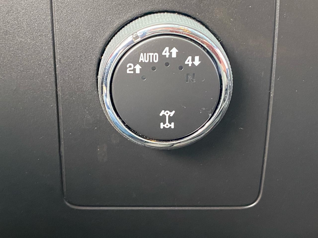 Chevrolet Silverado 1500 4WD Crew Cab 143.5" LT 2013