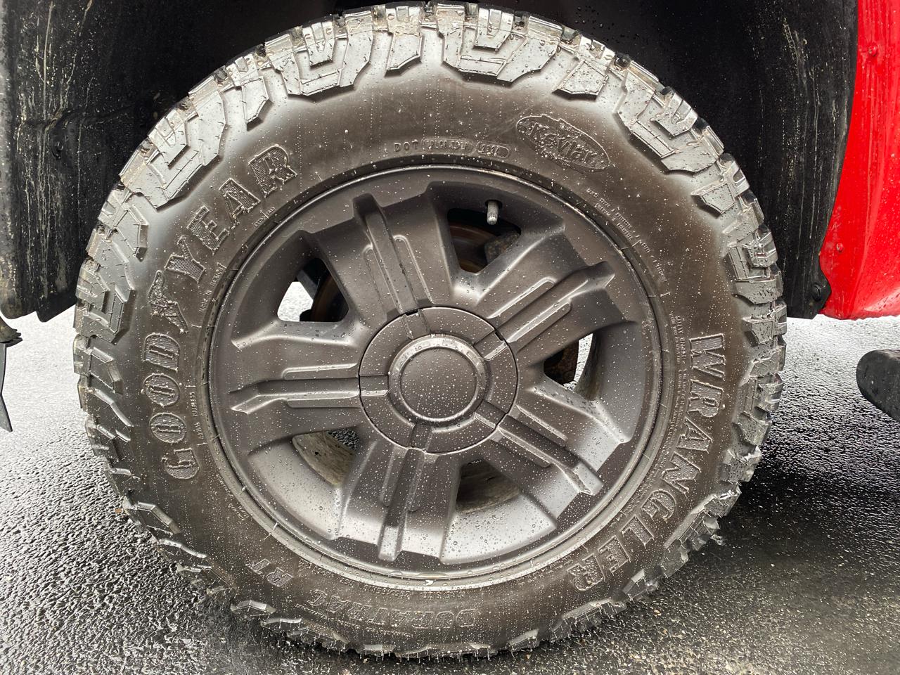 Chevrolet Silverado 1500 4WD Crew Cab 143.5" LT 2013