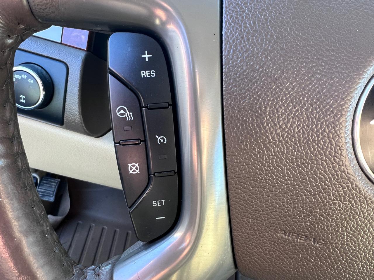 Chevrolet Tahoe 4WD 4dr 1500 LTZ 2012