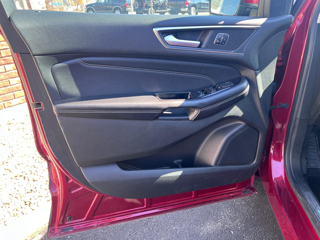 Ford Edge 4dr Titanium AWD 2015