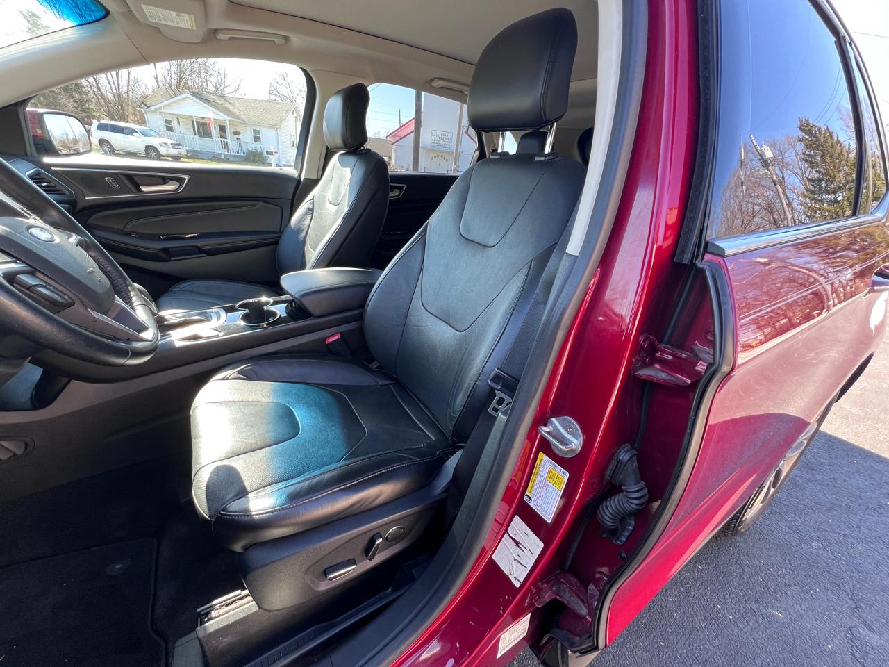 Ford Edge 4dr Titanium AWD 2015