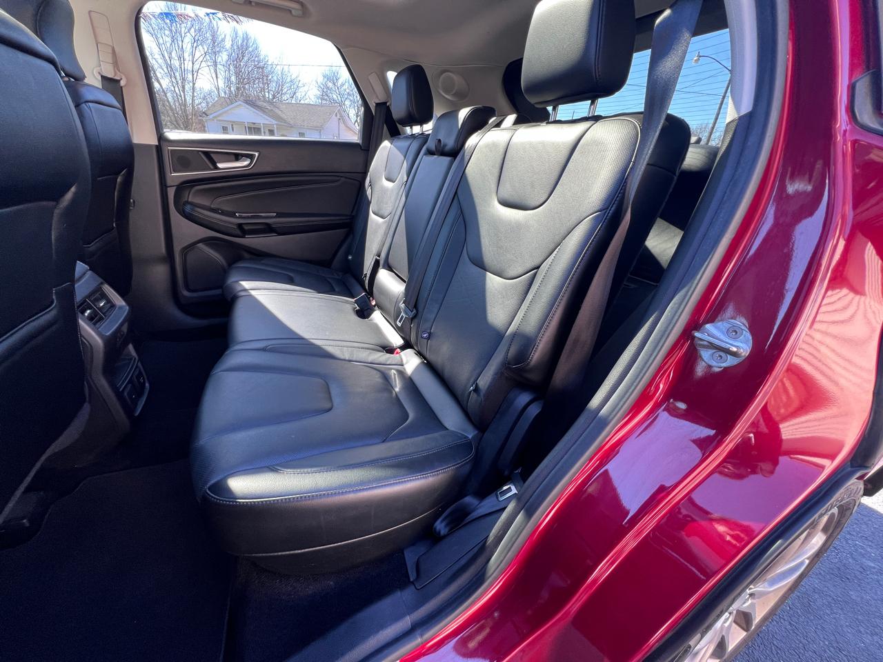 Ford Edge 4dr Titanium AWD 2015
