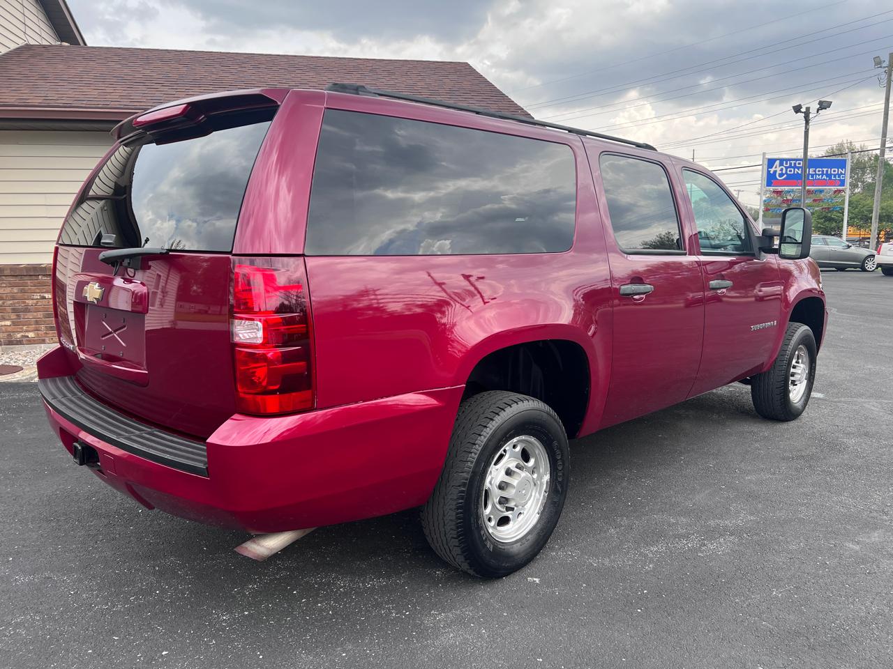 Chevrolet Suburban 4WD 4dr 2500 LS 2007