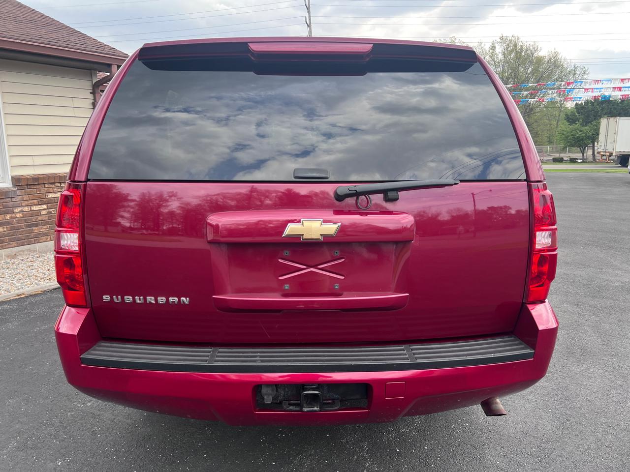 Chevrolet Suburban 4WD 4dr 2500 LS 2007