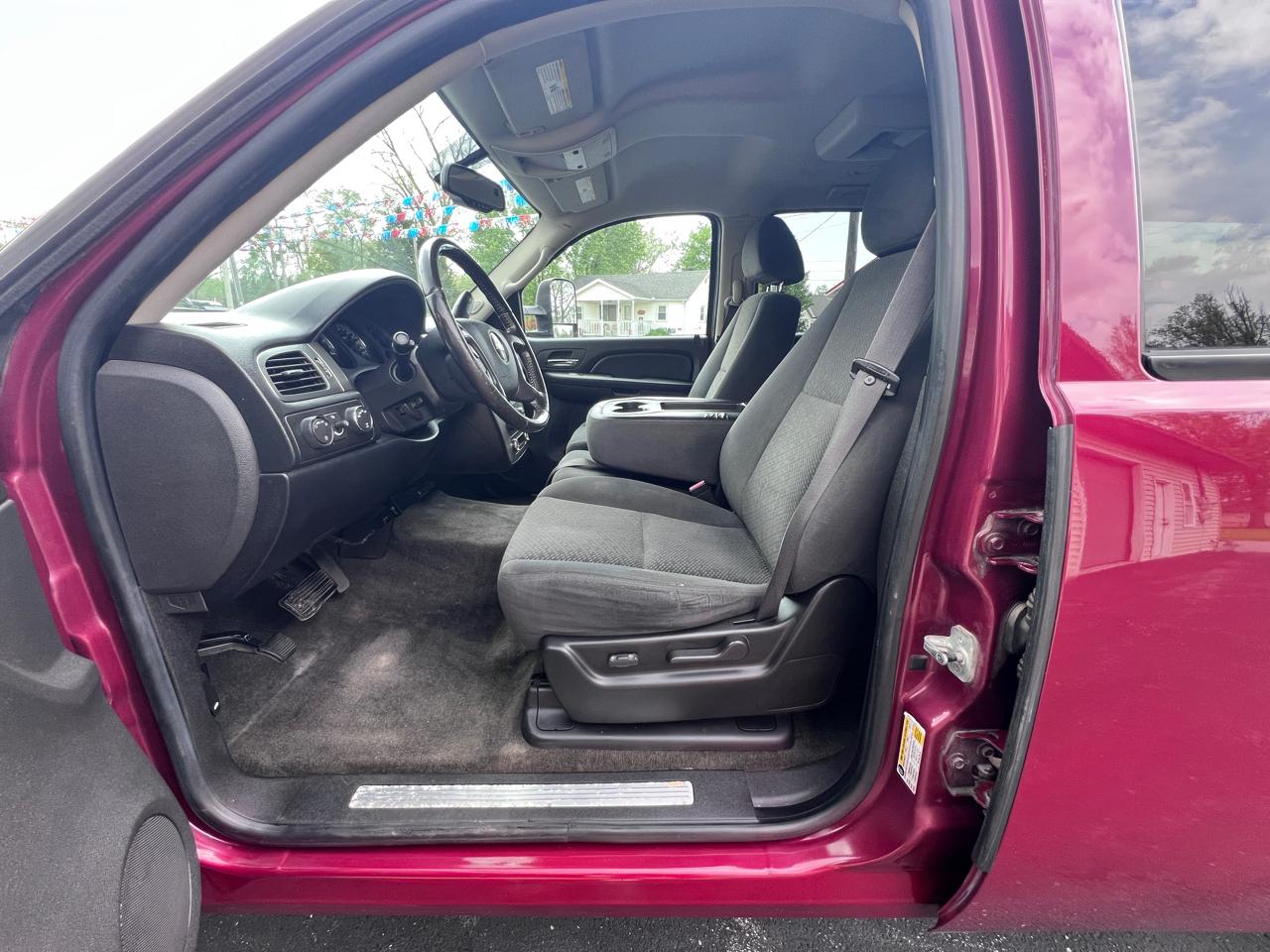 Chevrolet Suburban 4WD 4dr 2500 LS 2007