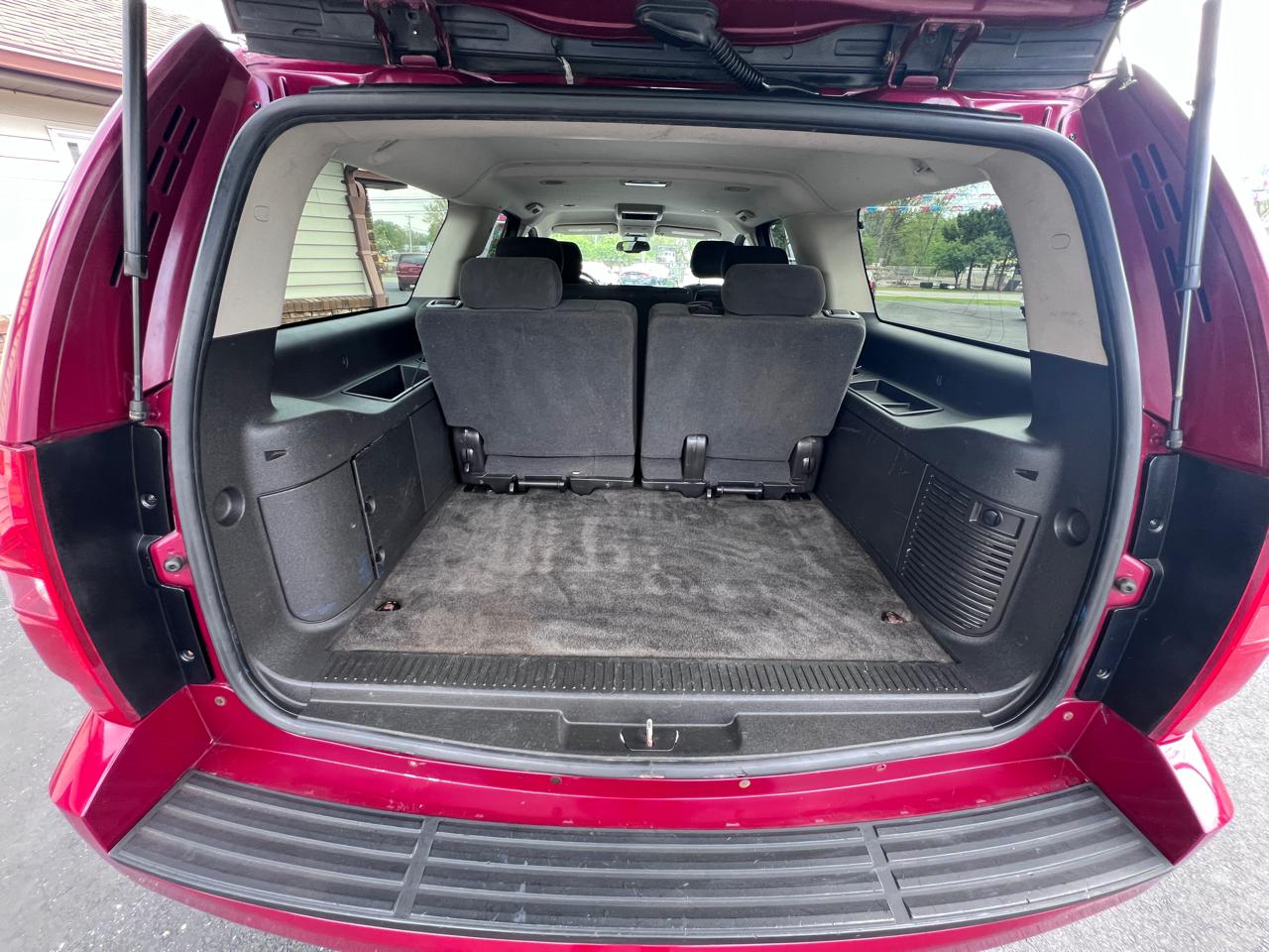 Chevrolet Suburban 4WD 4dr 2500 LS 2007