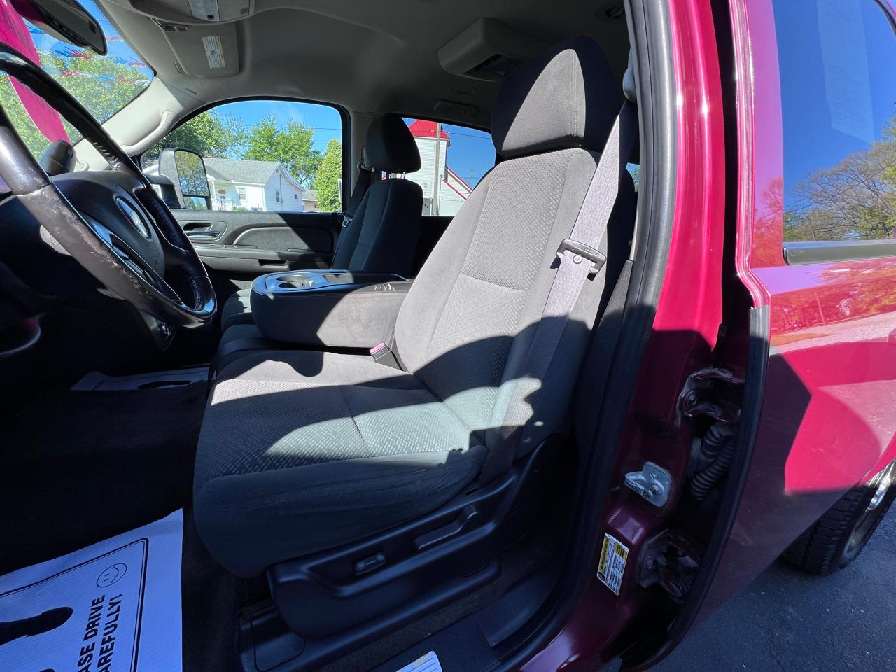 Chevrolet Suburban 4WD 4dr 2500 LS 2007