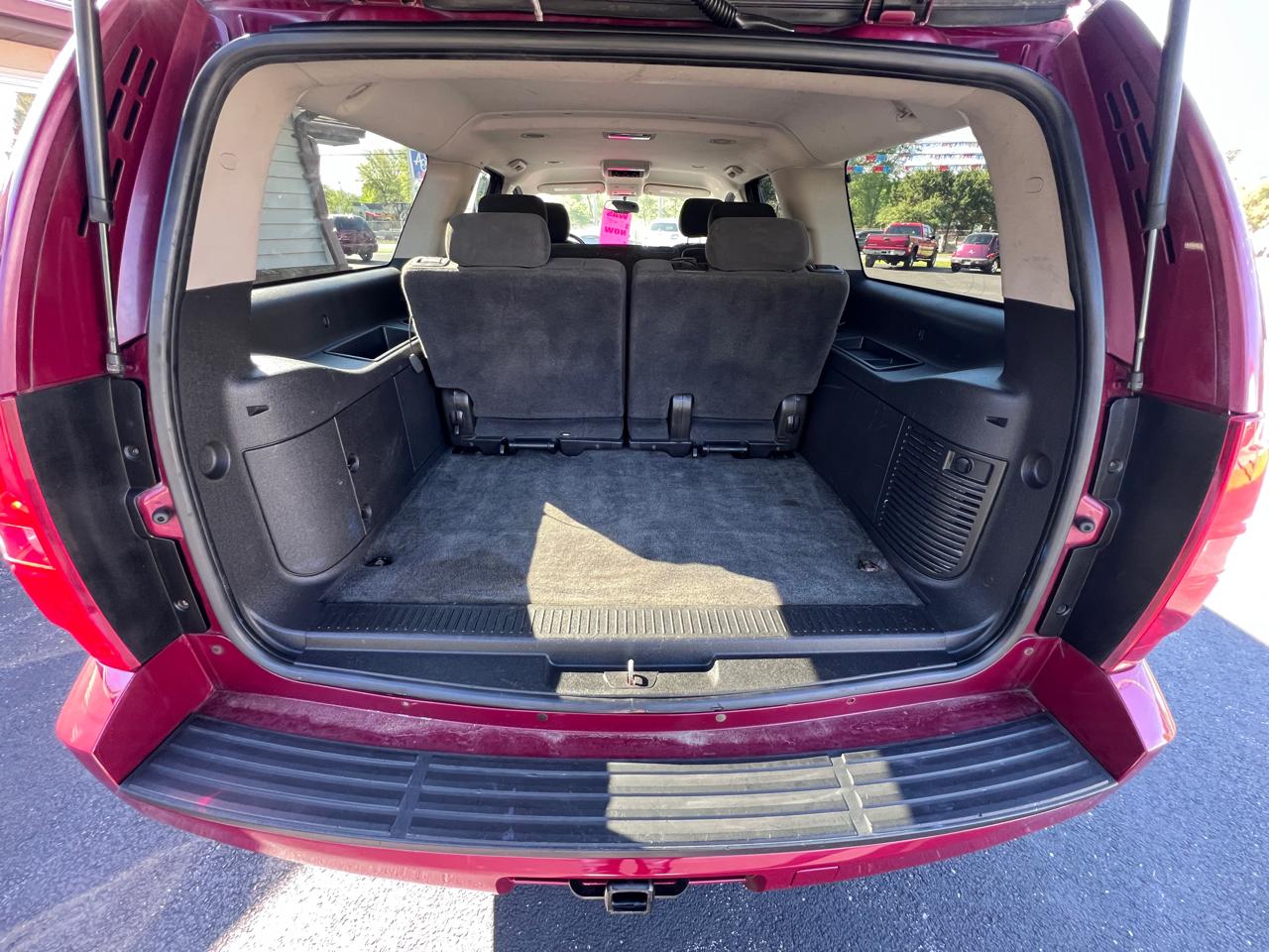 Chevrolet Suburban 4WD 4dr 2500 LS 2007