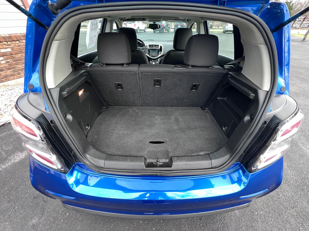 Chevrolet Sonic 5dr HB Auto LT w/1SD 2017