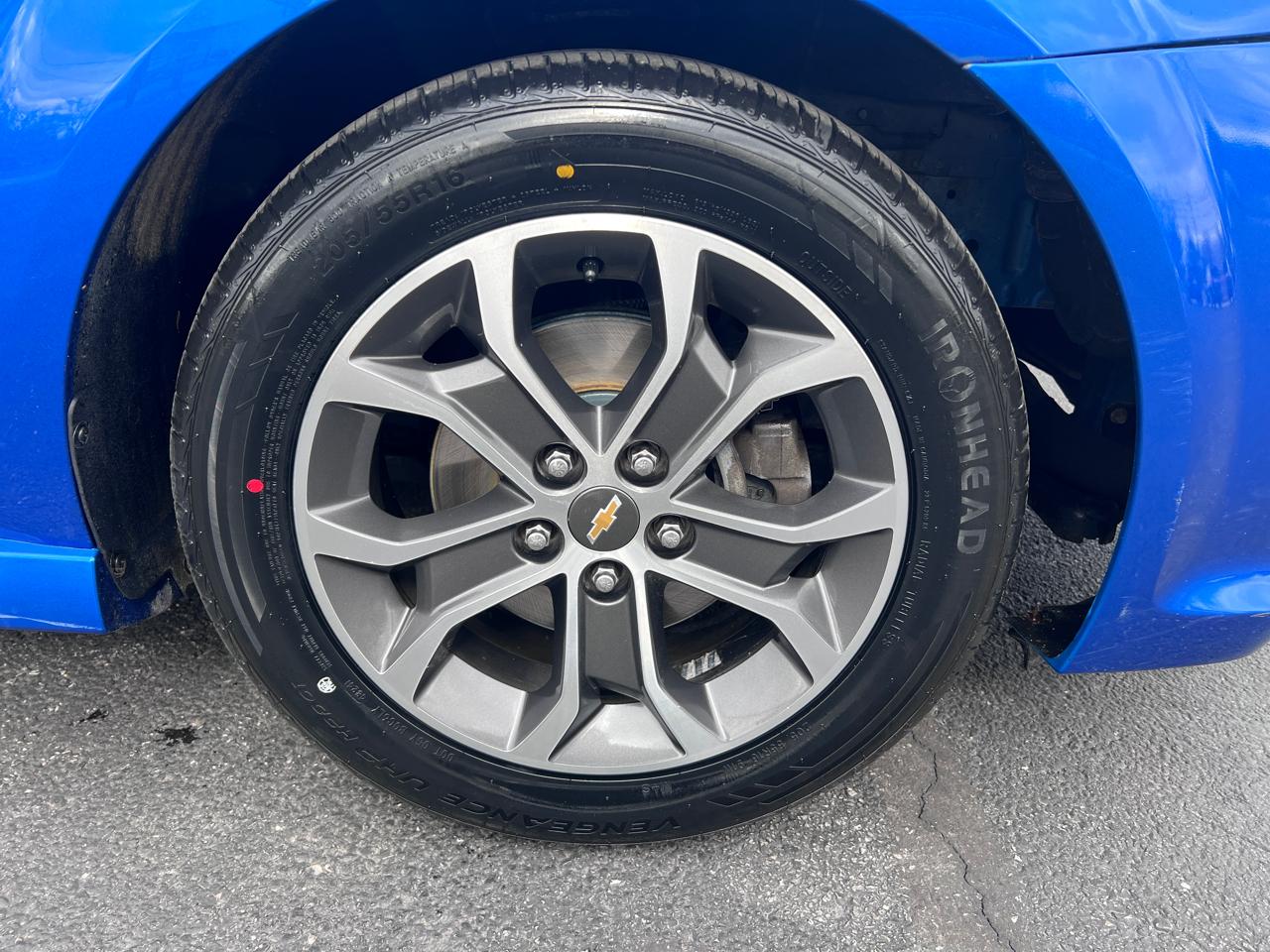 Chevrolet Sonic 5dr HB Auto LT w/1SD 2017