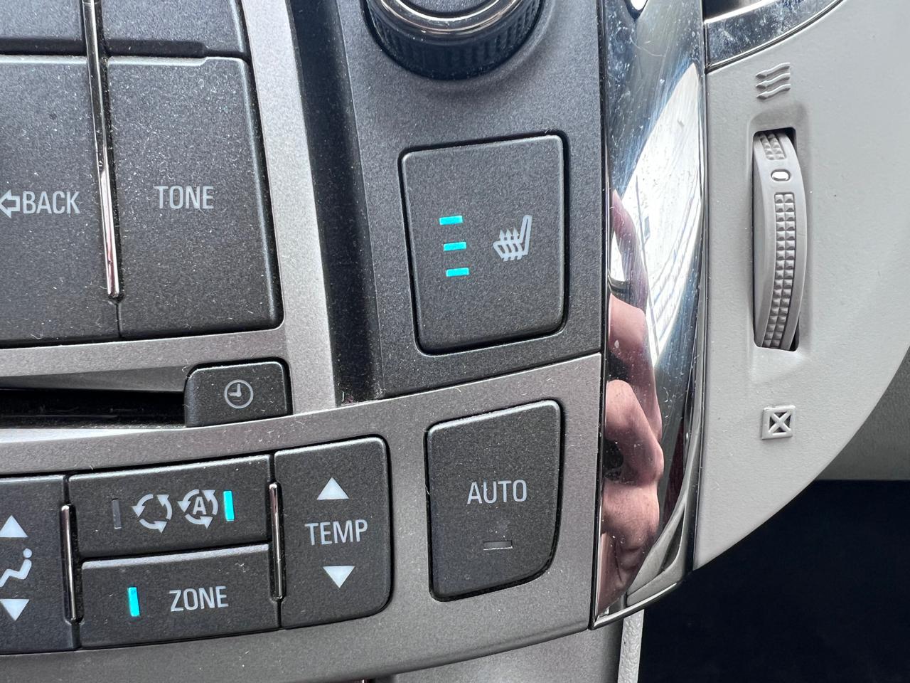 Buick LaCrosse 4dr Sdn Premium 1 FWD 2012