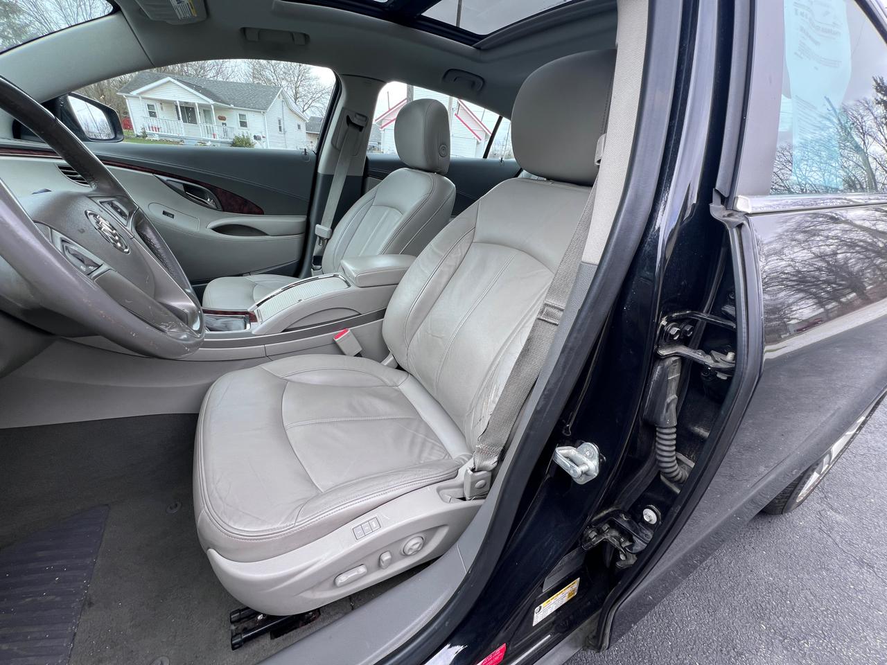 Buick LaCrosse 4dr Sdn Premium 1 FWD 2012