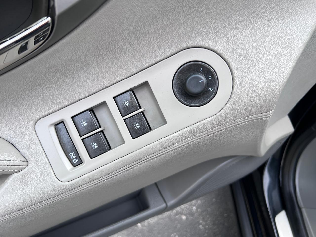 Buick LaCrosse 4dr Sdn Premium 1 FWD 2012