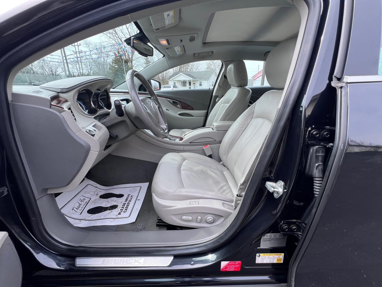 Buick LaCrosse 4dr Sdn Premium 1 FWD 2012